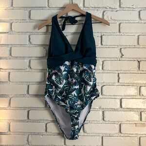NWOT Womens Halter Tie Tropical One Piece Bathing Suit